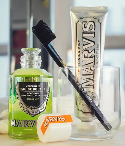 Marvis Whitening Mint Freshen Breath and Remove Smoke Stains Toothpaste